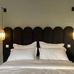 Chimera Apartments & Suites